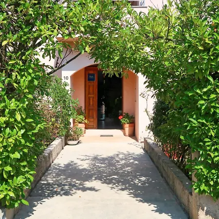 Appartamento Vera-2 By Interhome *