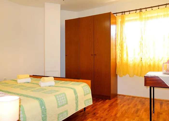 Vera-2 By Interhome Lägenhet